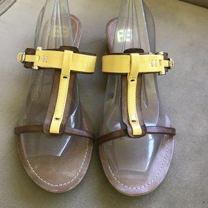 Womens Tommy Hilfiger 9.5M Yellow Patent SandalEUC